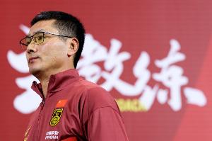 董路谈国足0-5惨败：邵佳一以为能点石成金？要是选手是石灰呢？