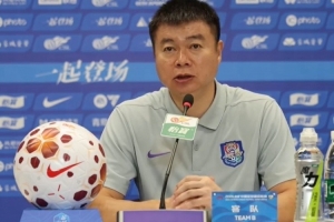 津媒：保级战气氛融洽，有河南球迷在酒店、球场外等候津门虎